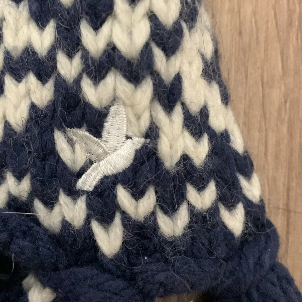 Aerie Scarf